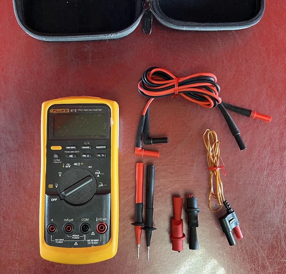 Fluke 87V True RMS Digital Multimeter with Data SN 59180097