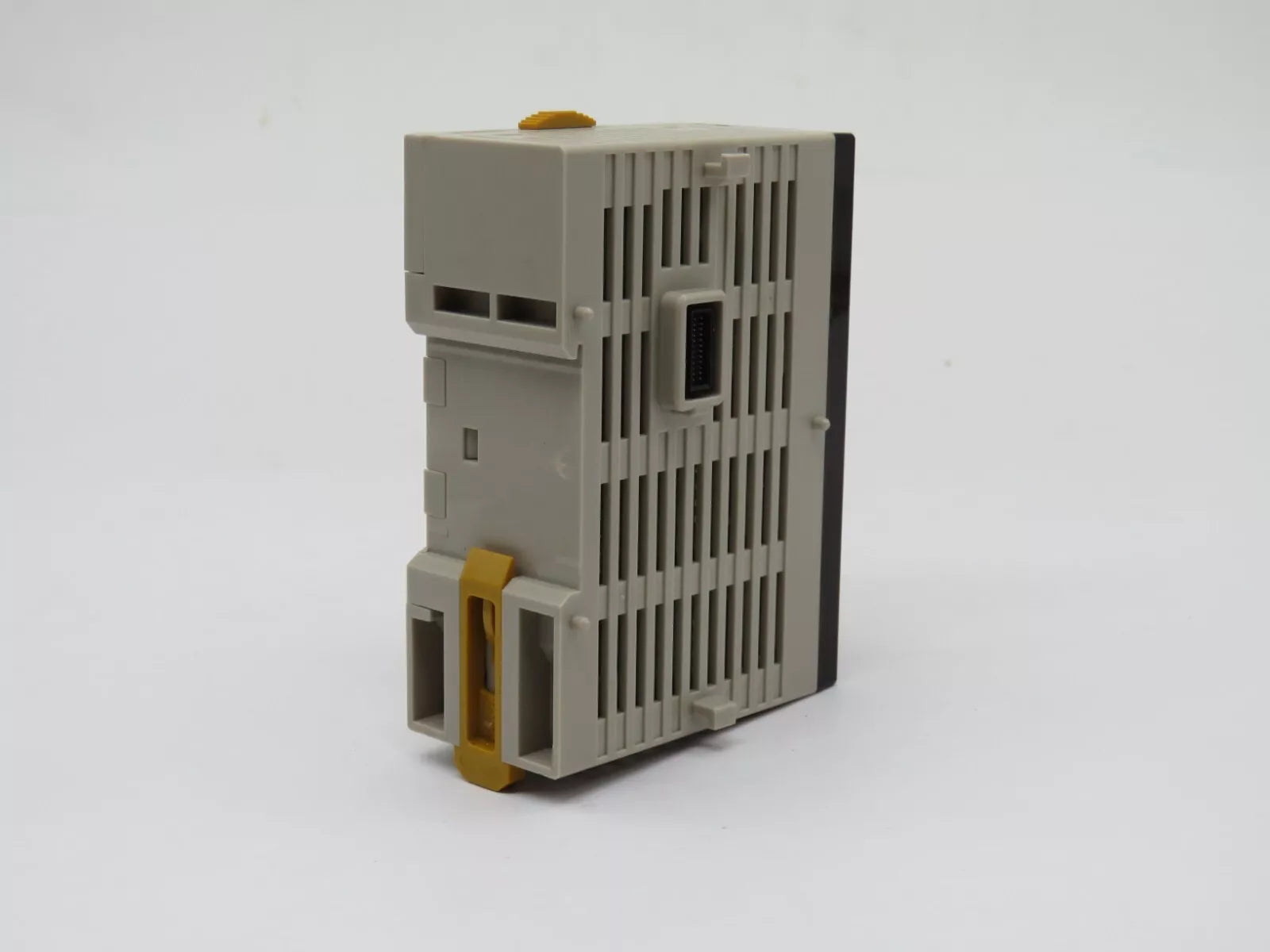 Omron CPM2C-24EDT1C I/O Expansion Unit 24VDC 5MA 0.3AMP LED Indicators