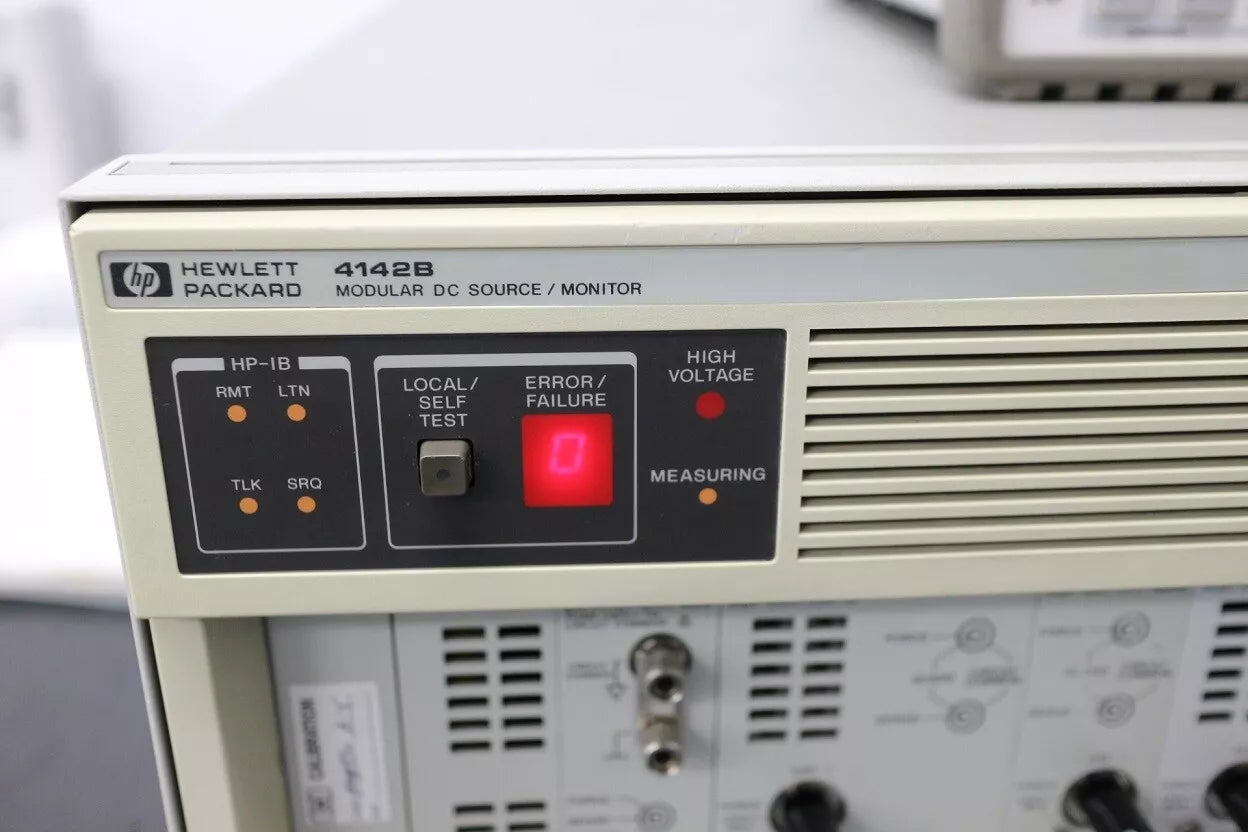 HP 4142B Modular DC Source with High Precision and Versatile Output