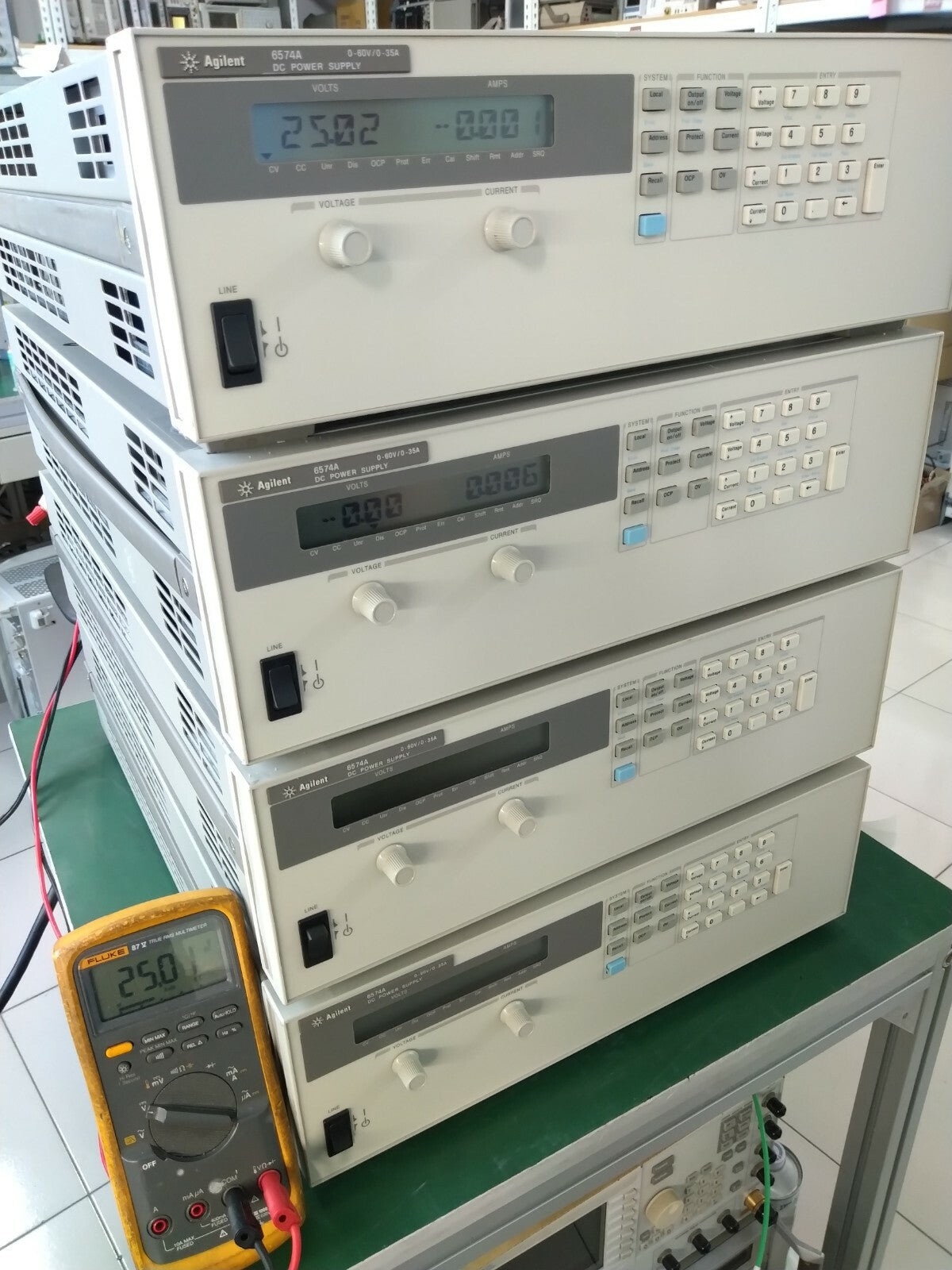 Agilent 6574A 0-60V/0- 35 A DC Power Supply