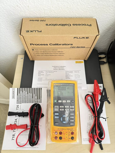 Fluke 724 Temperature Calibrator - Calibrated 2022 / New Sealed