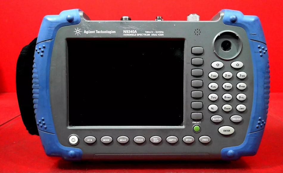 Agilent N9340A PA3 Handheld spectrum analyzer to 3 GHz, has weak display