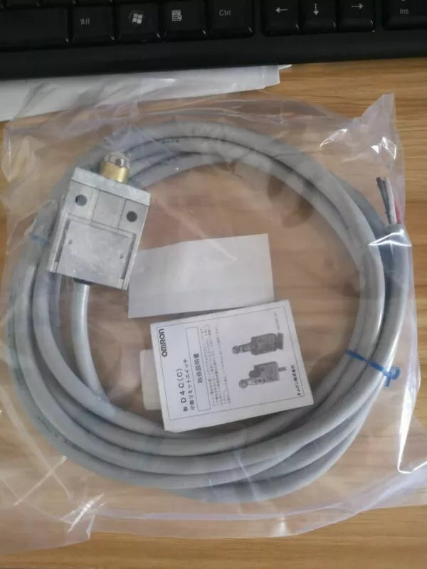 Omron D4C-1602 Limit Switch D4C1602 for Industrial Use