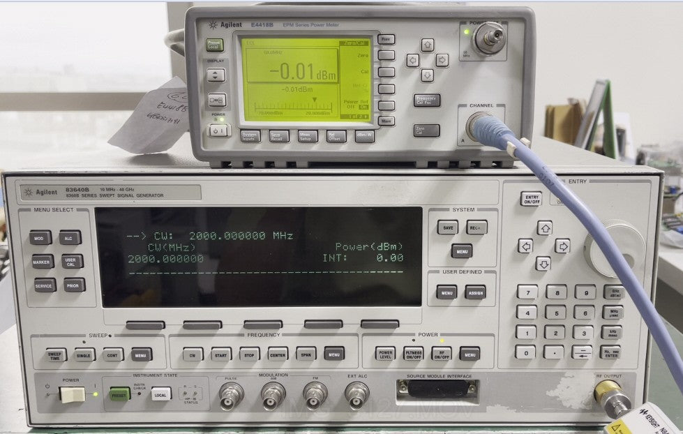 Agilent 83640B 10MHz-40GHz Synthesized Swept Signal Generator ,W/ opt. 001 _0997 - XG eqpt