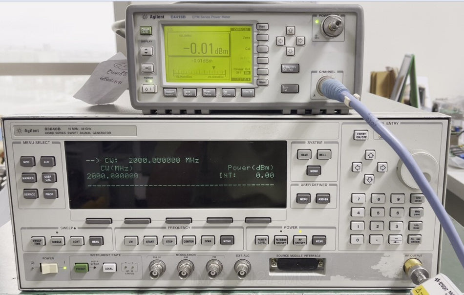 Agilent 83640B 10MHz-40GHz Synthesized Swept Signal Generator ,W/ opt. 001 _0997 - XG eqpt