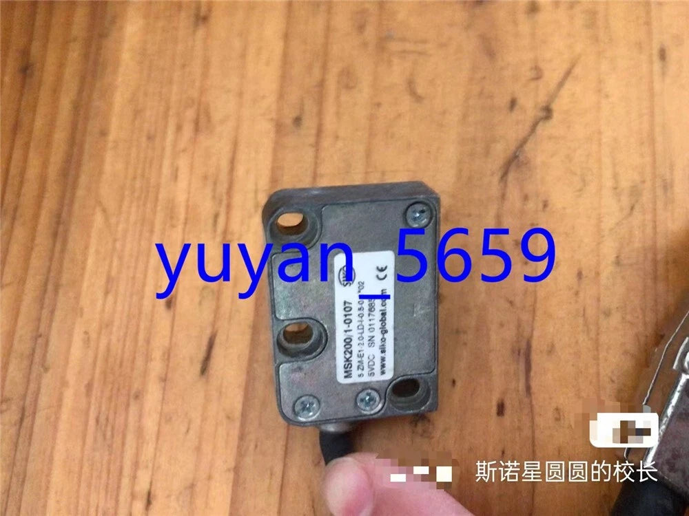 1PCS Used SICK MSK200/1-0107 2M #1235 LY
