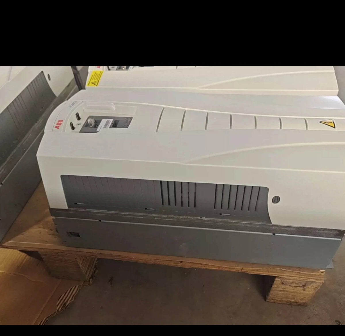 ACS510-01-038A-4 Variable Frequency Drive