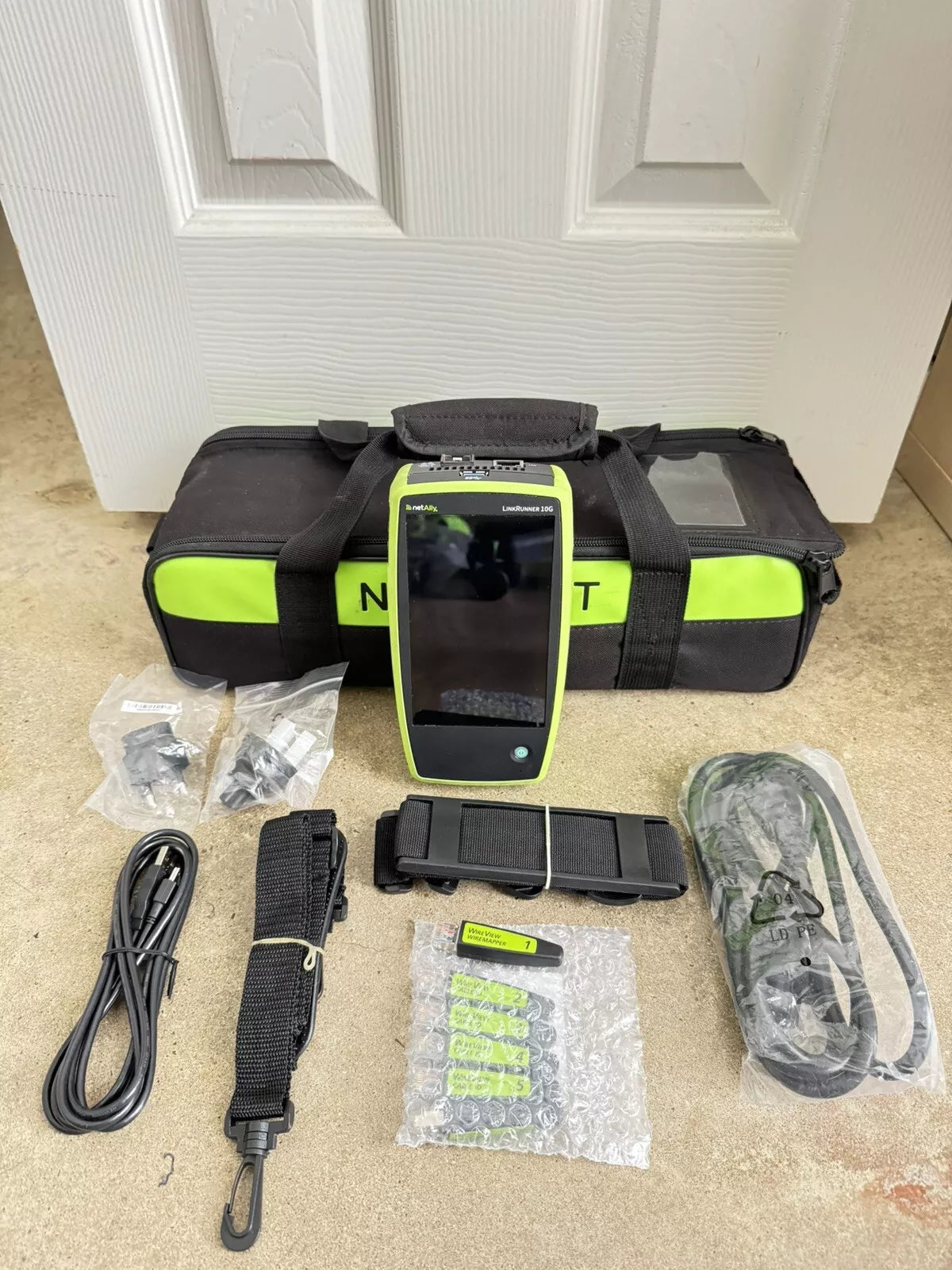 NetAlly LR10G-100 KIT LinkRunner 10G Professional Kit
