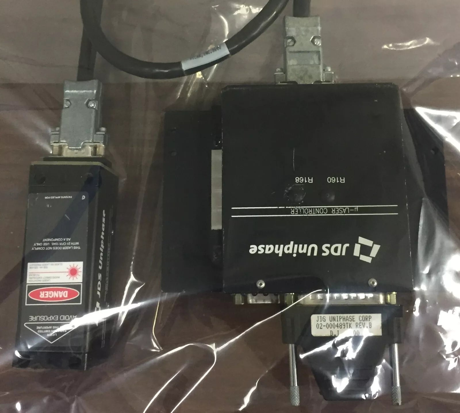 JDS Uniphase 4611-010-0498 µGreen-SLM Laser with 4802-1000 µ-Laser Controller