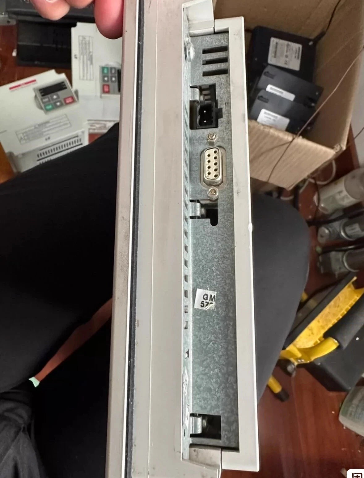 AV6 642-0AA11-0AX1: High-quality Industrial Control Panel for Automation Systems
