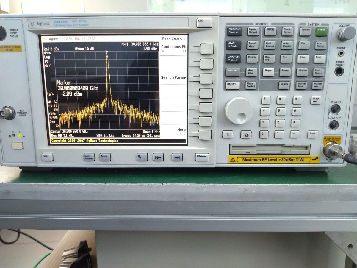 Agilent E4446A 3Hz-44GHz PSA Spectrum Analyzer w/ 1DS, 219 Noise figure _0457 - XG eqpt