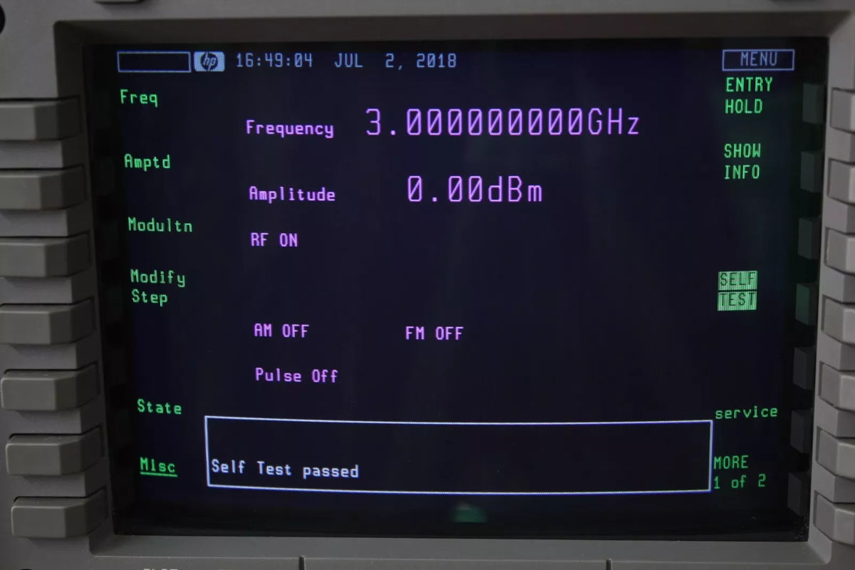 HP 70340A Signal Generator and HP 7000A Display 1-20 GHz with Cert Option 1
