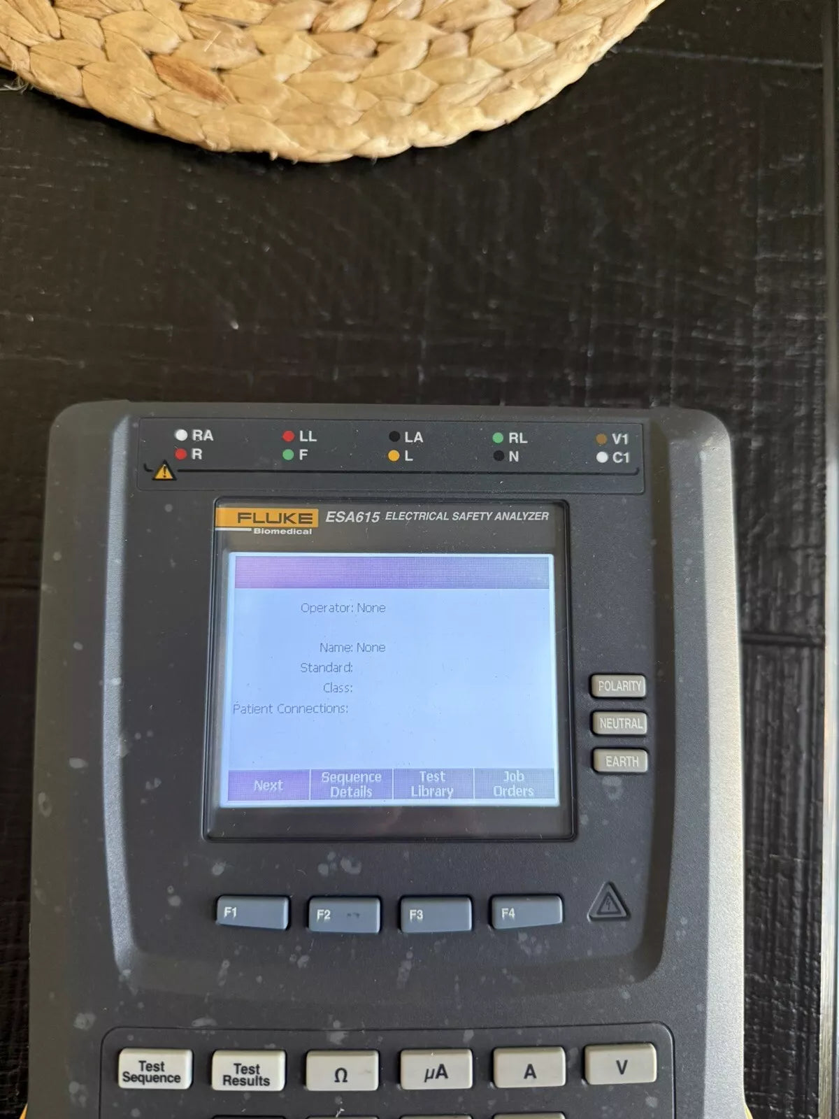 FLUKE ESA615 EU 230V Electrical Safety Analyzer (Tested)