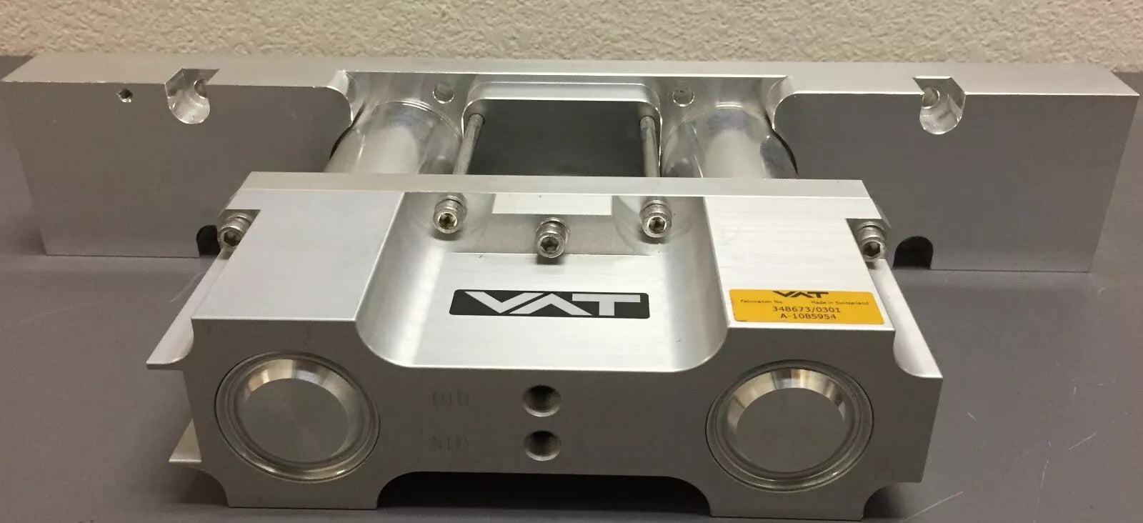 VAT P/N: 348673/0301 Kit Actuator with Gate
