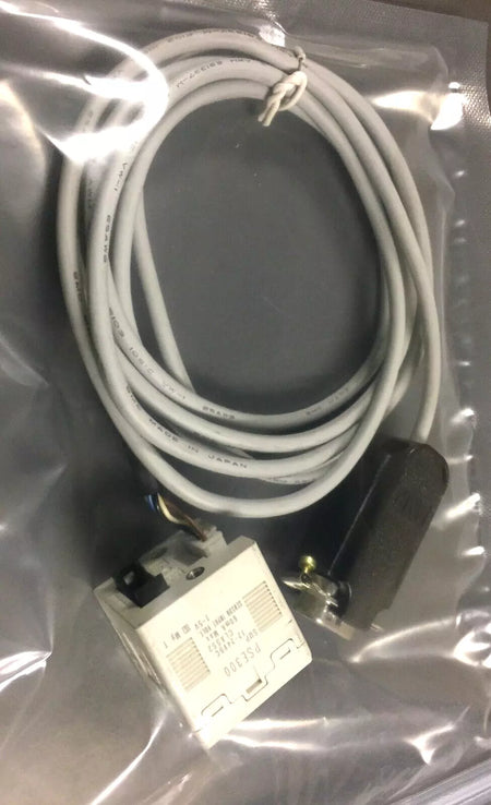 SMC PSE300 Digital Display Pressure Sensor with Cable