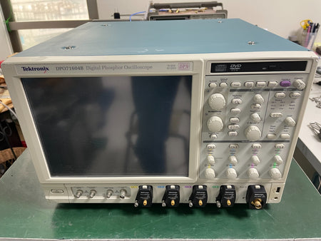 Tektronix DPO71604B Digital Phosphor Oscilloscope 16GHz , 4Ch , 50Gs/s_B110470 - XG eqpt