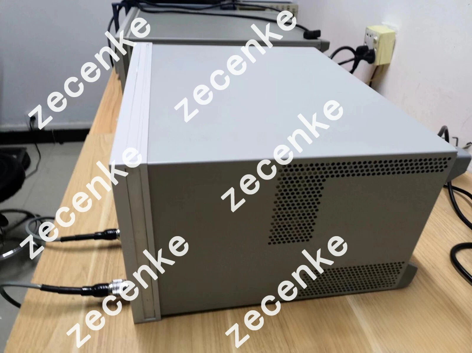 1pc KEYSIGHT Agilent E5062A Network Analyzer 300kHz-3GHz By Express