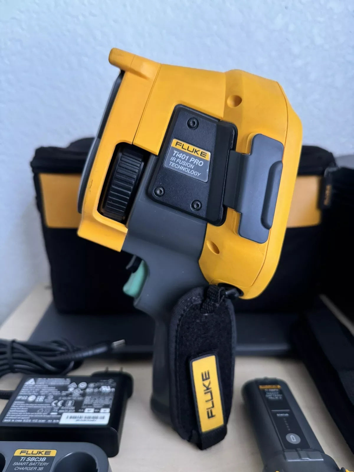 Fluke Ti401-PRO 60Hz 640 x 480 Infrared Thermal Imaging Camera IR