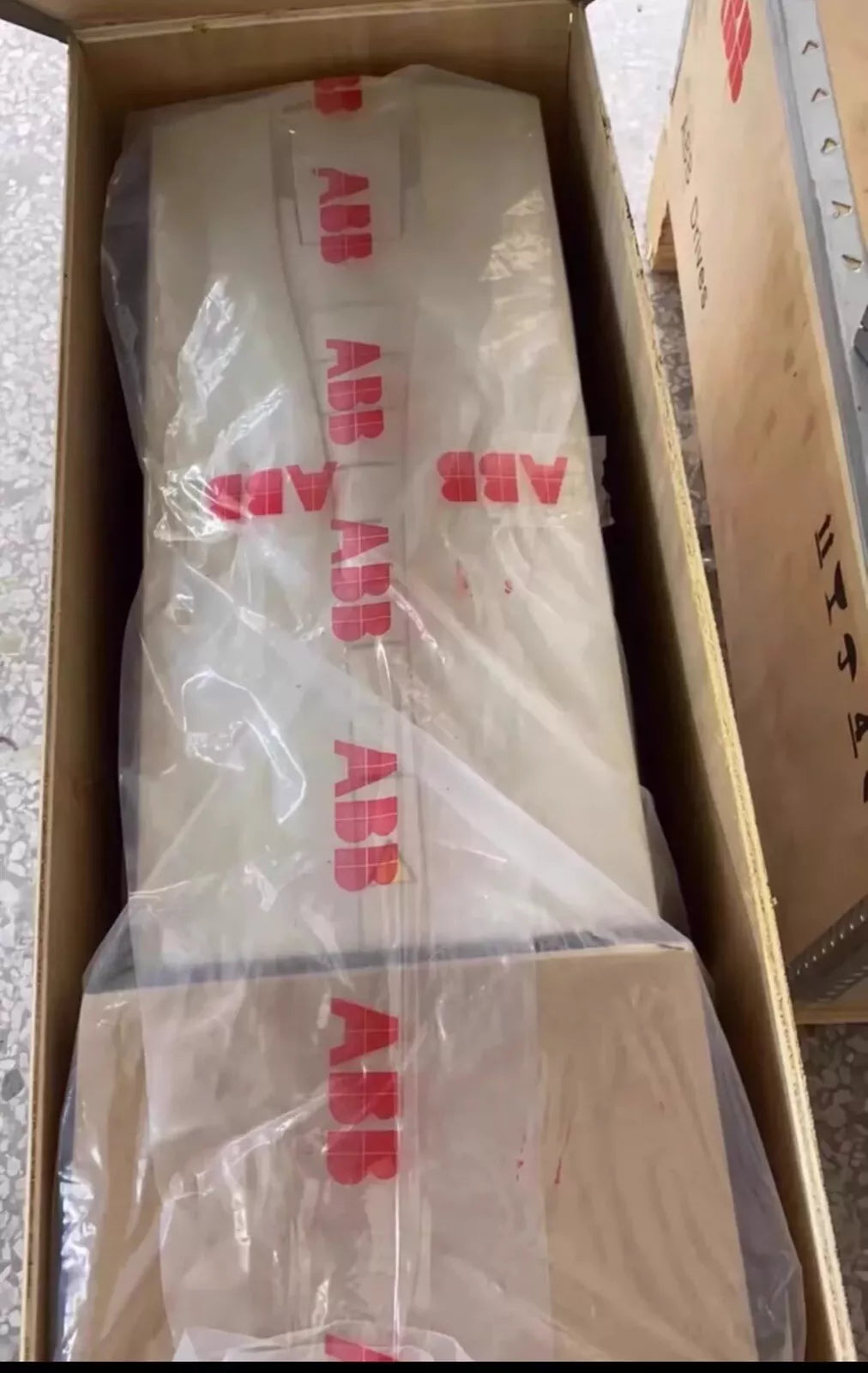 ABB ACS510-01-072A-4 Variable Frequency Drive