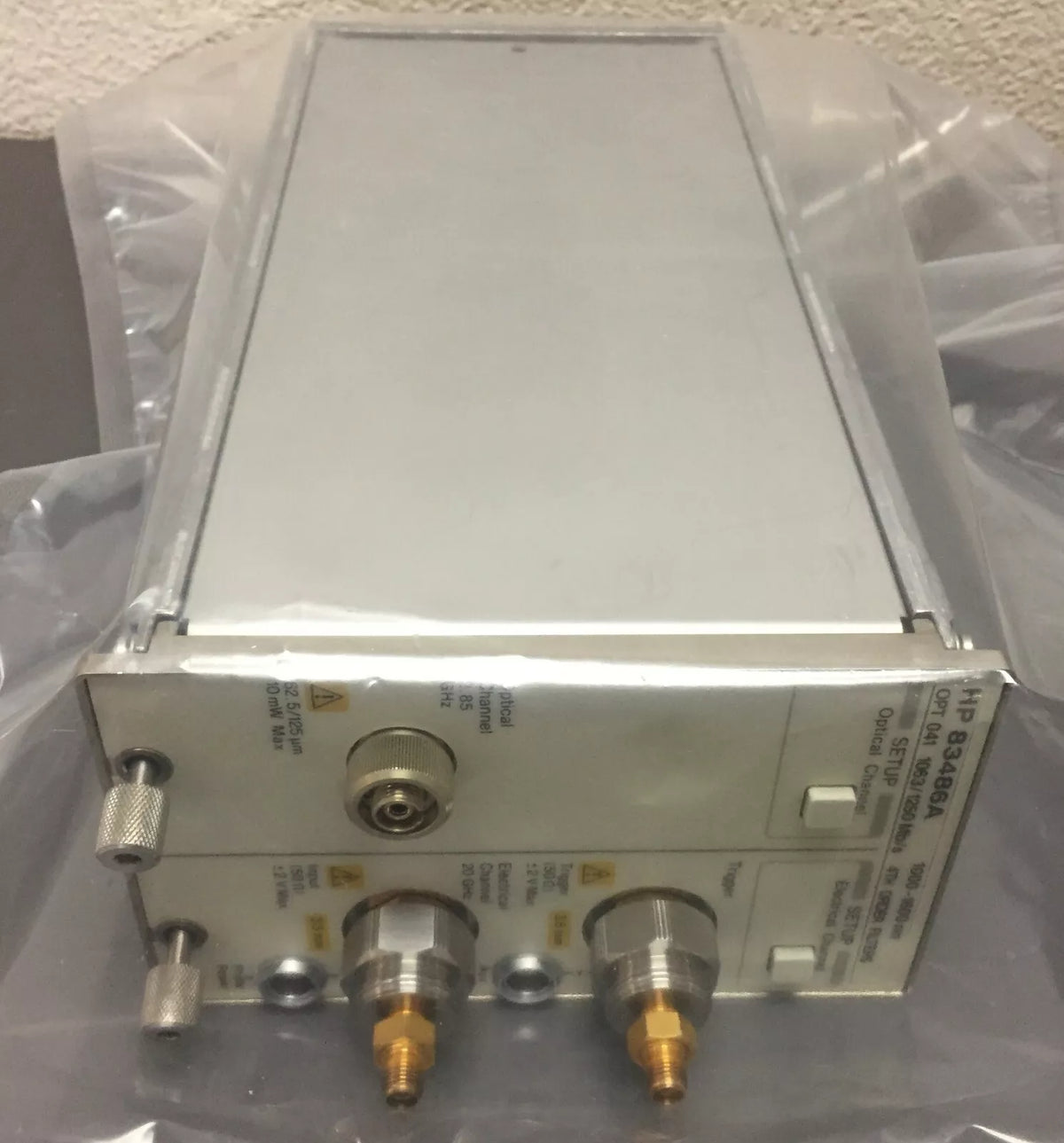 HP/Agilent/Keysight 83486A Opt 041 1063/1250 Mb/s 1000-1600 nm 4th Order Filt