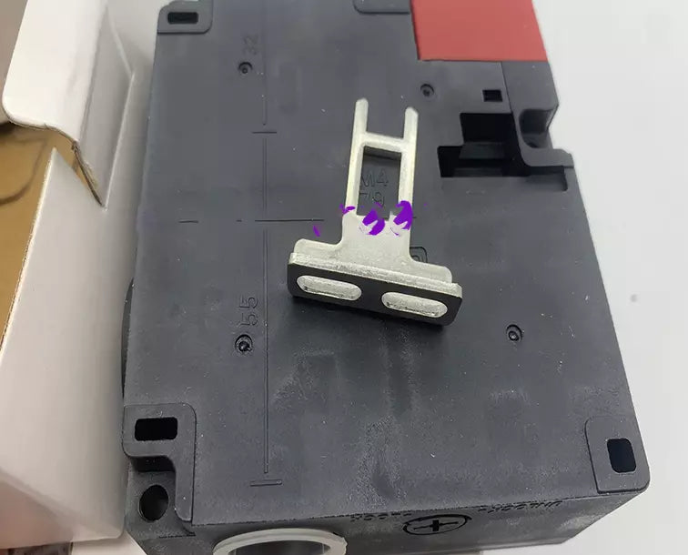 Omron D4NL-1HDG-B-F Electromagnetic Lock Safety Door Switch