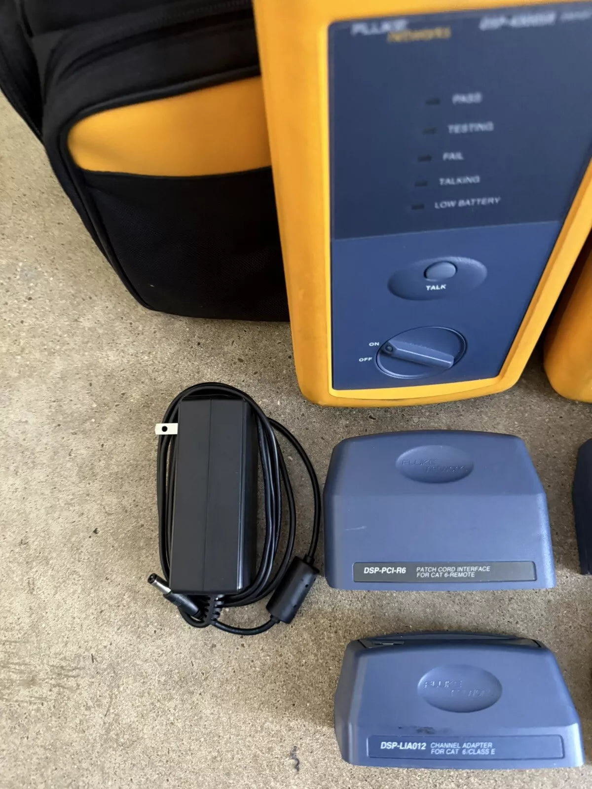 Fluke DSP-4300SR/DSP-4000SR Smart Remotes with Case and Accessories