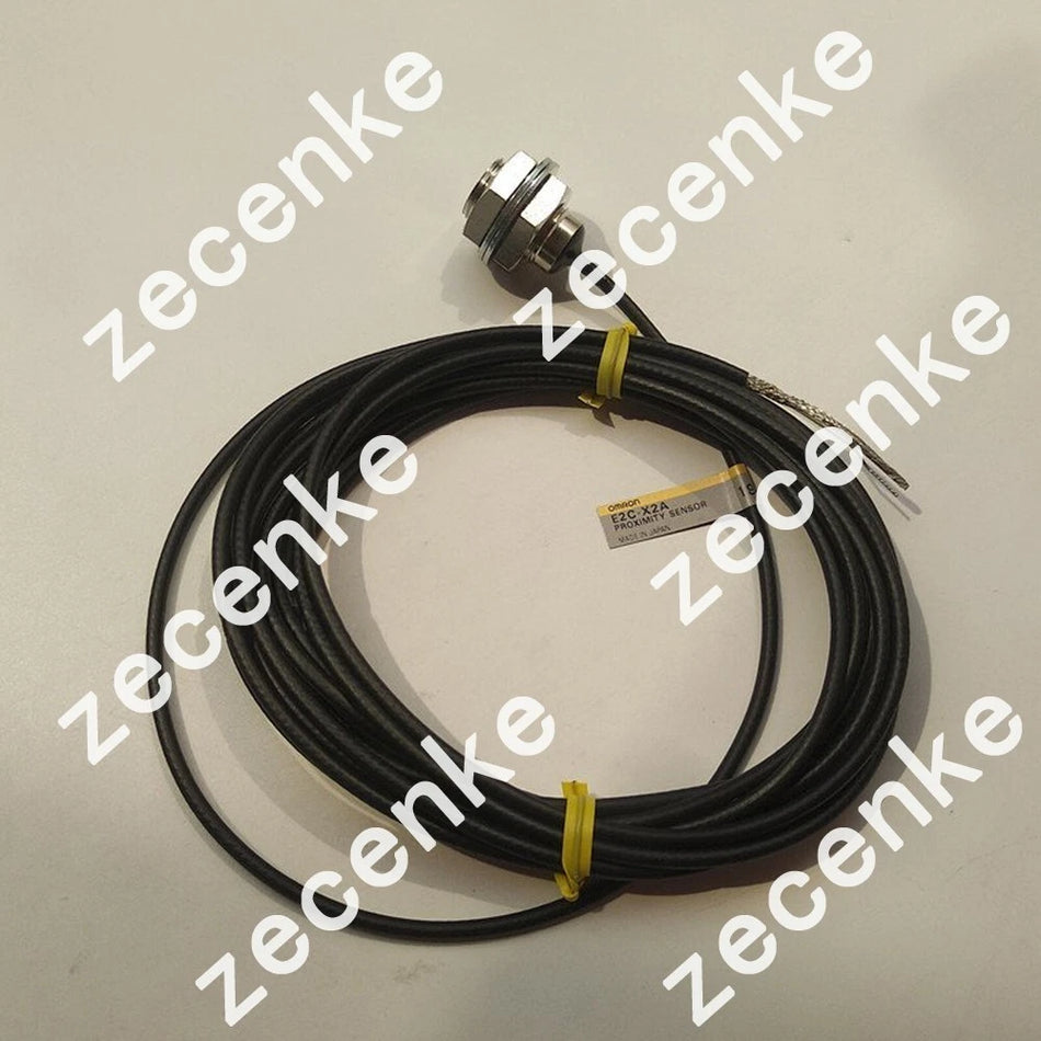 1PC New Omron E2C-X2A Proximity Switch E2CX2A