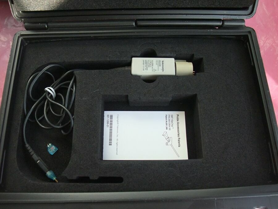 TEKTRONIX P6330 3.5 GHz Differential Probe