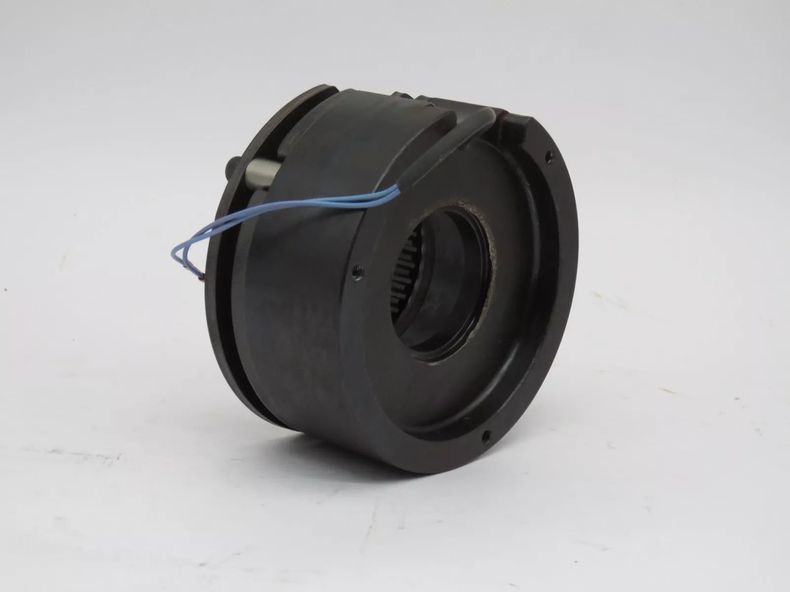 Allen Bradley MPM-B1651C-MJ74AA Medium-Inertia Servo Motors 460VAC with Brake
