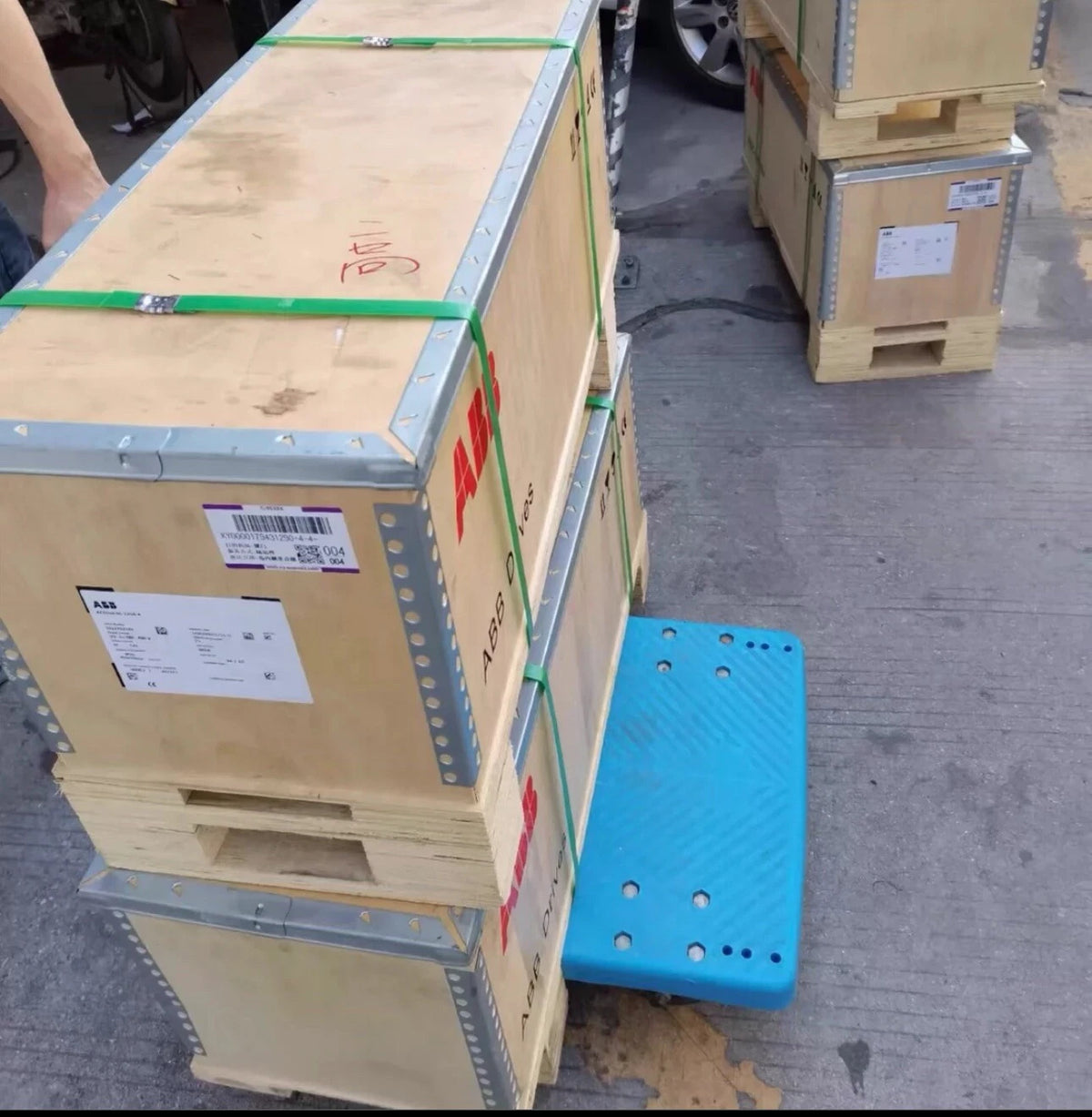 ABB ACS550-01-180A-4 Drive for Industrial Applications