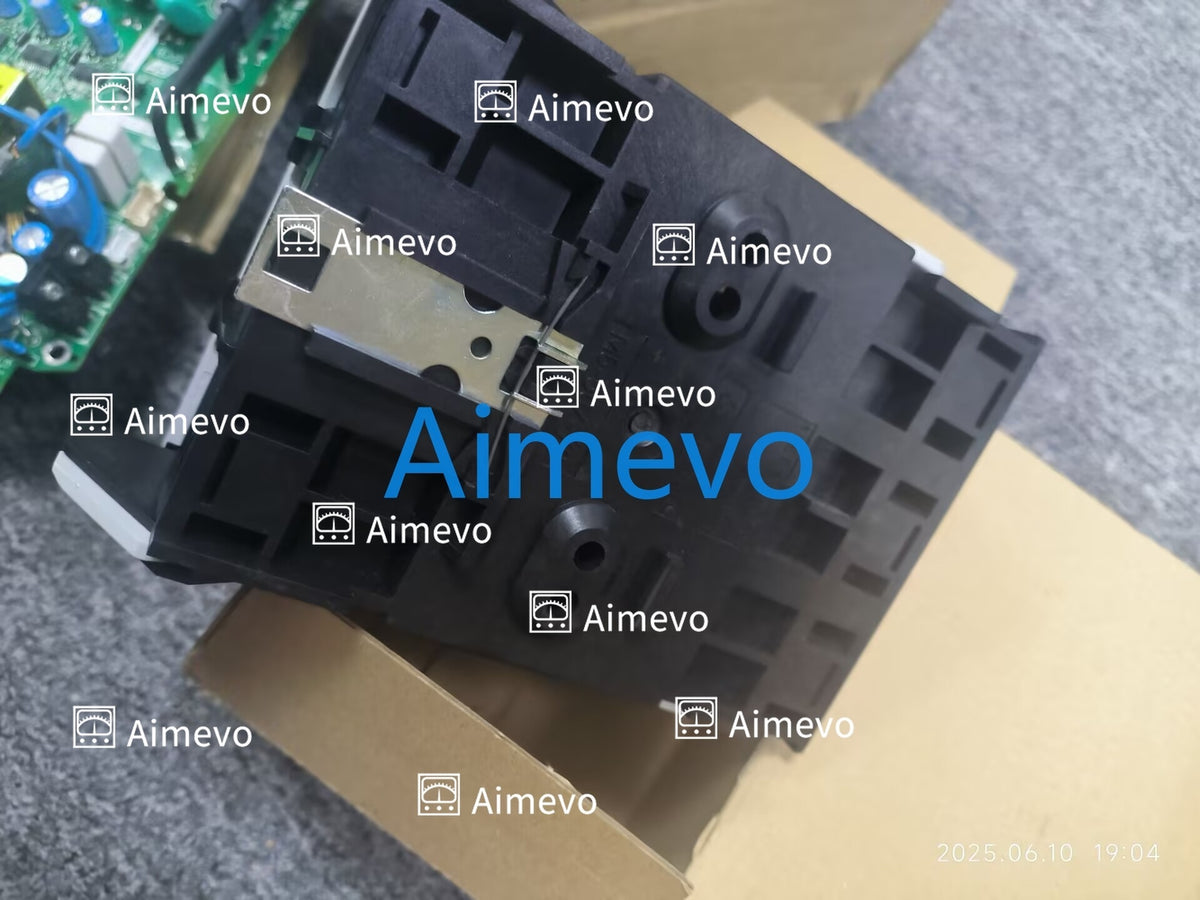 3NP4070-0CA0 by SIEMENS