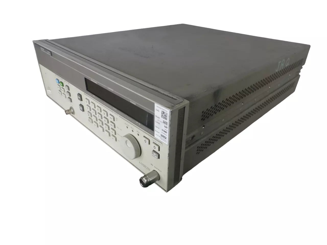 HP 83711B Synthesized CW Generator - High-Quality Signal Generation