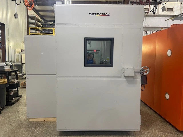 Thermotron WS-120-CH-30 Walk-In Chamber Temp -20C to +177C with 8800
