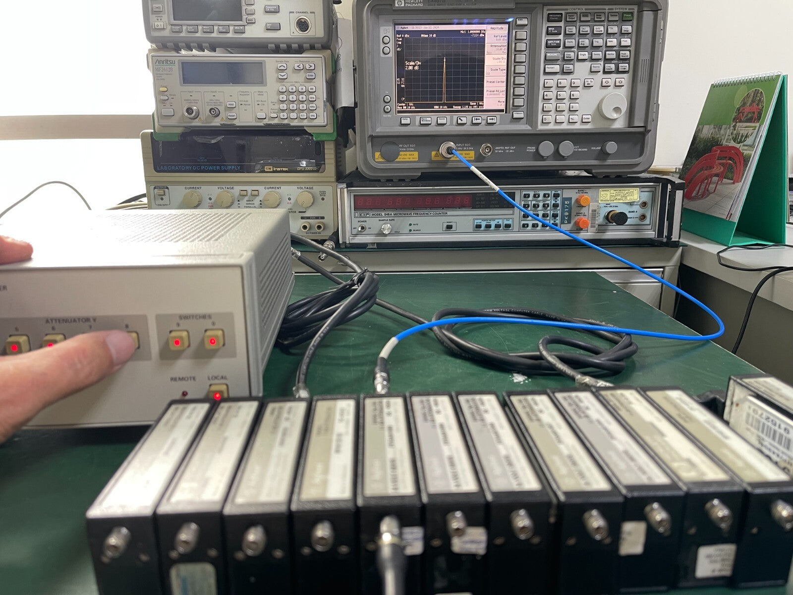 HP Agilent 84904L Opt.006 Programmable Attenuator 40GHz , 11dB , 1,2,4,4dB steps