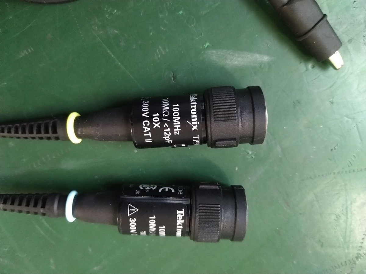 Tektronix TPP0100 100MHz Passive Voltage Probe , 10X , 1M Ohms / 13pF