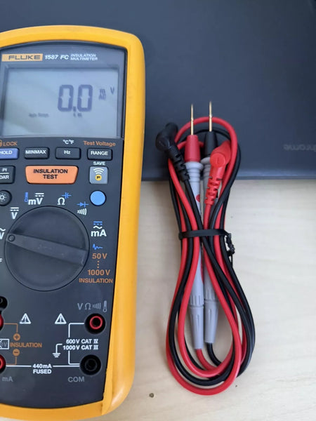 Fluke 1587 FC 2 in 1 Handheld Digital Insulation Multimeter