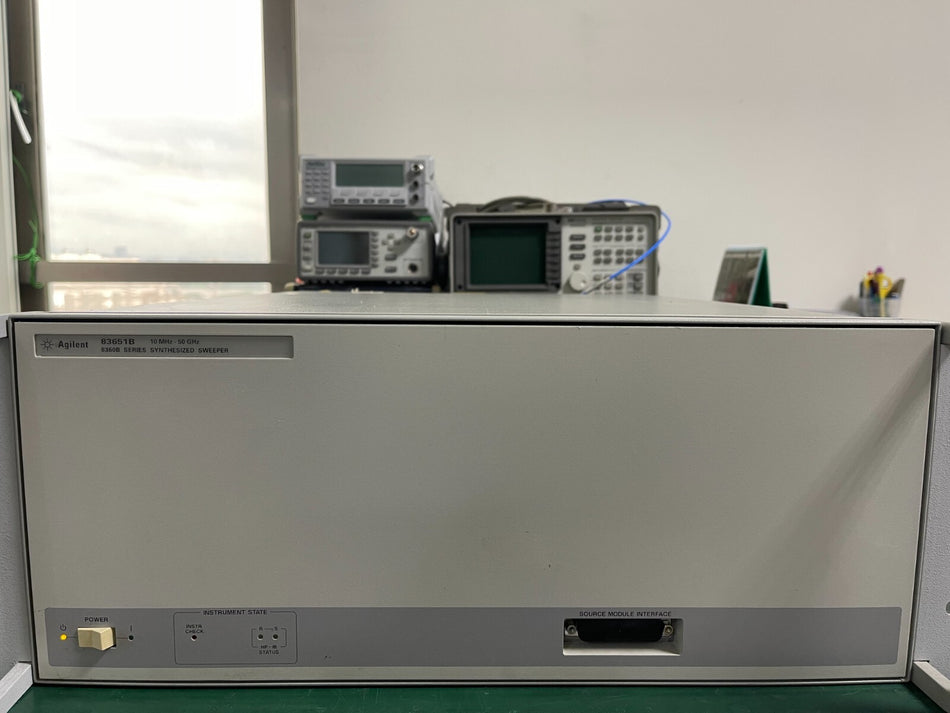 Agilent 83651B 45MHz-50GHz Synthesized Sweeper _0968 - XG eqpt