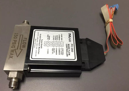 TYLAN Model FC-260 150 PSIG MAX, 5 SLM Gas N2 Mass Flow Controller