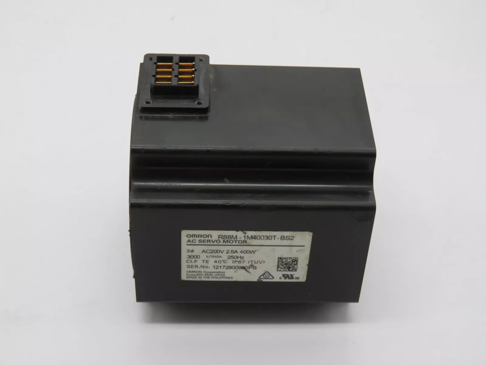 Omron R88M-1M40030T-BS2 Servo Motor Stator Body