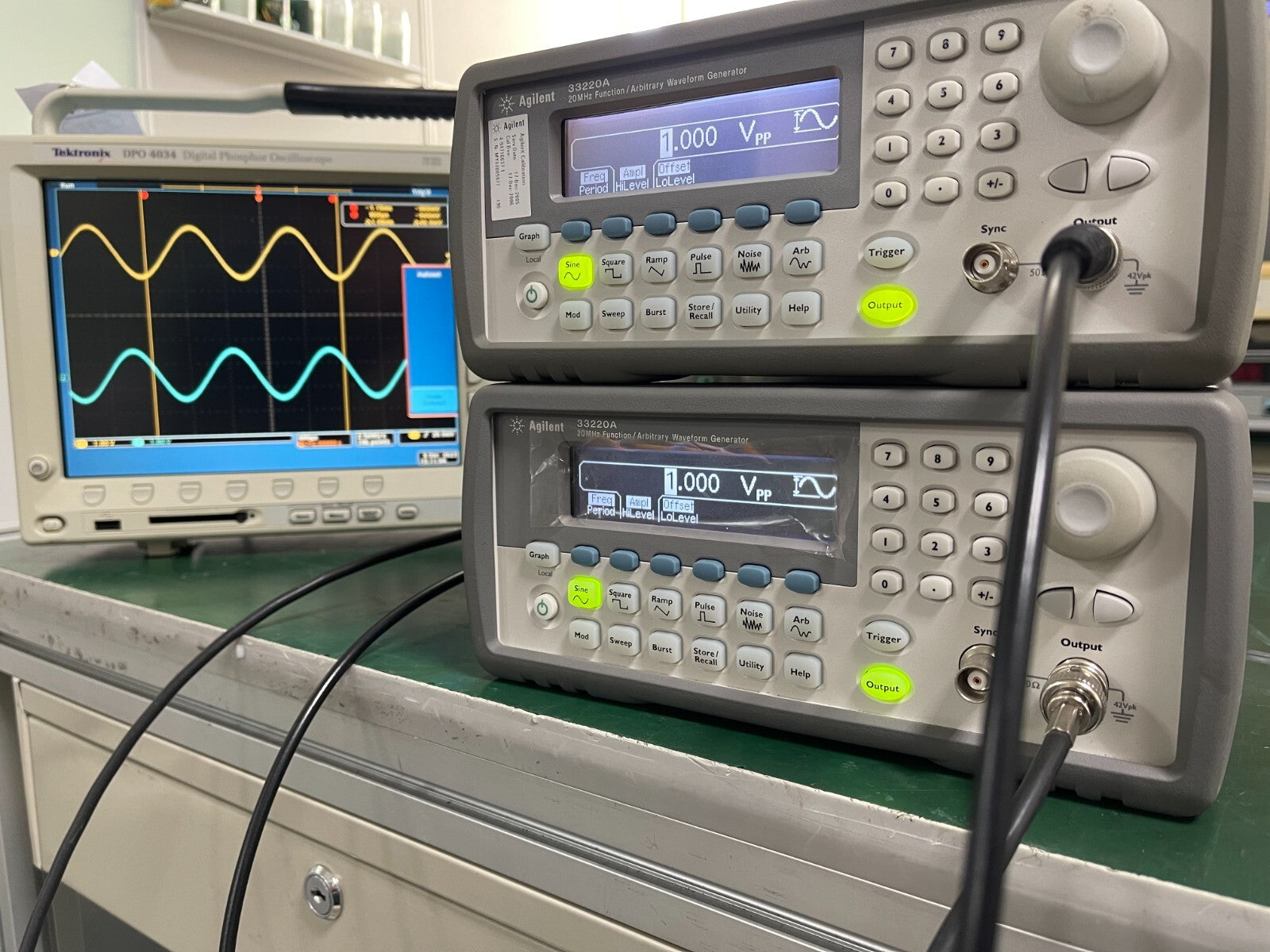 Keysight 33220A Function / Arbitrary Waveform Generator