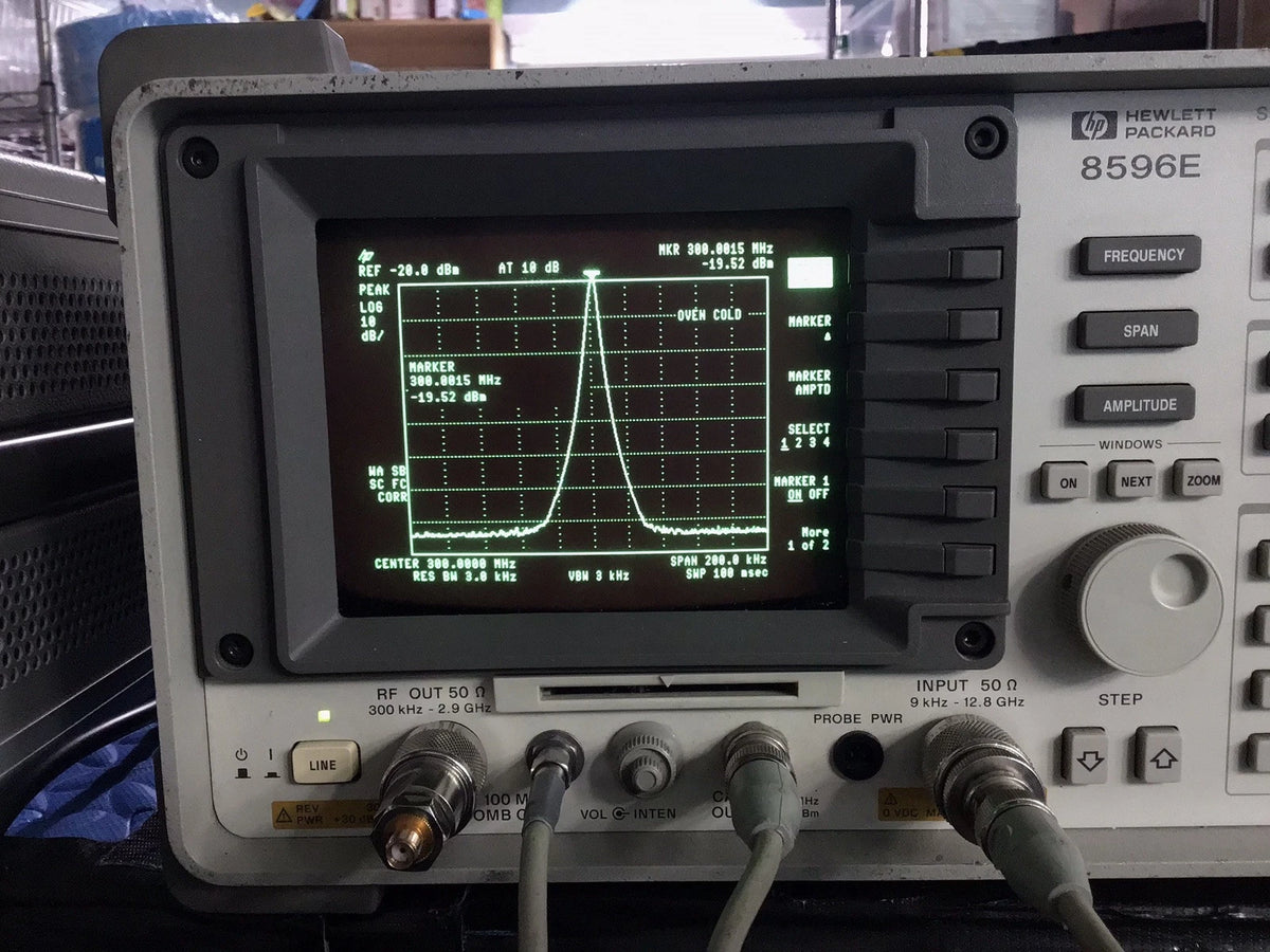 HP Agilent 8596E Spectrum Analyzer 12 kHz-12.8 GHz with Tracking Generator