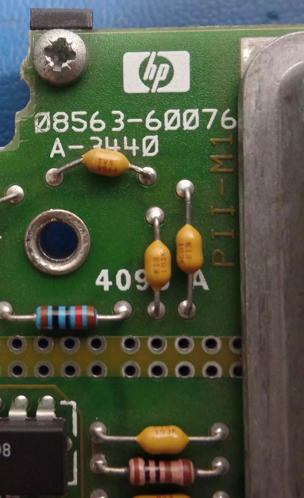 HP Agilent 08563-60076 Log Amplifier CAL Oscillator Assembly