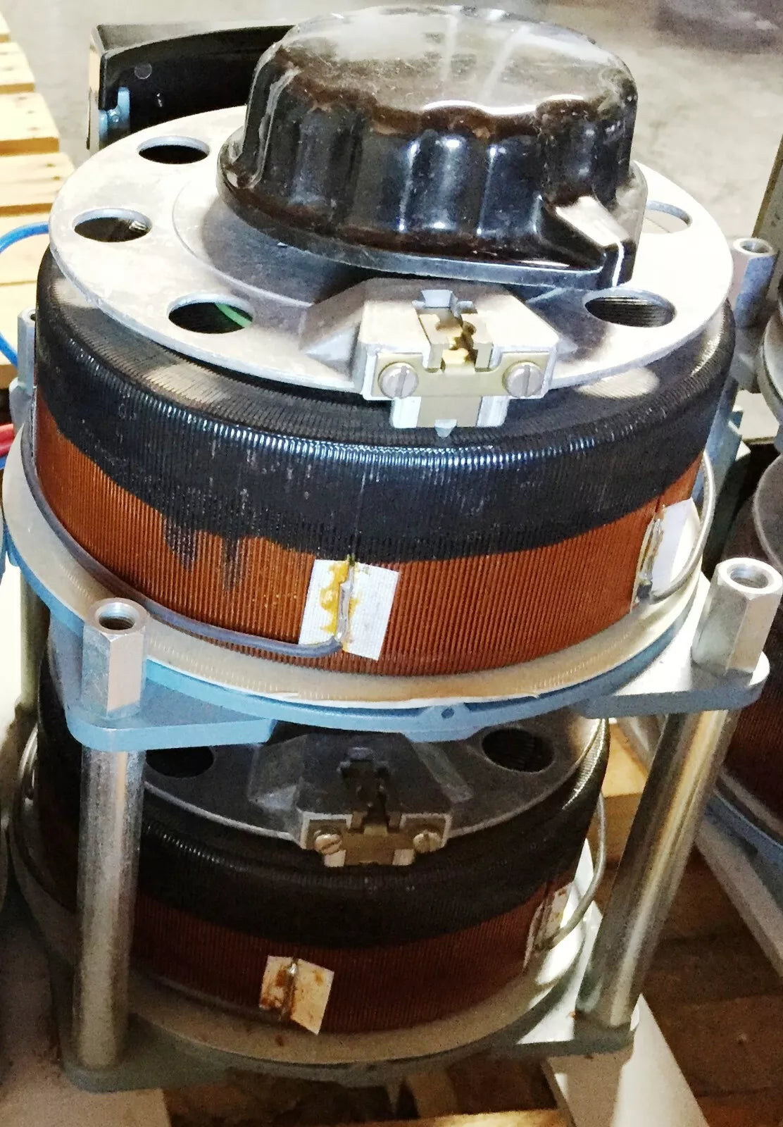 Superior Electric 236SU-2 Variable Autotransformer 0.28V 10A Out 2.8kVA 240V