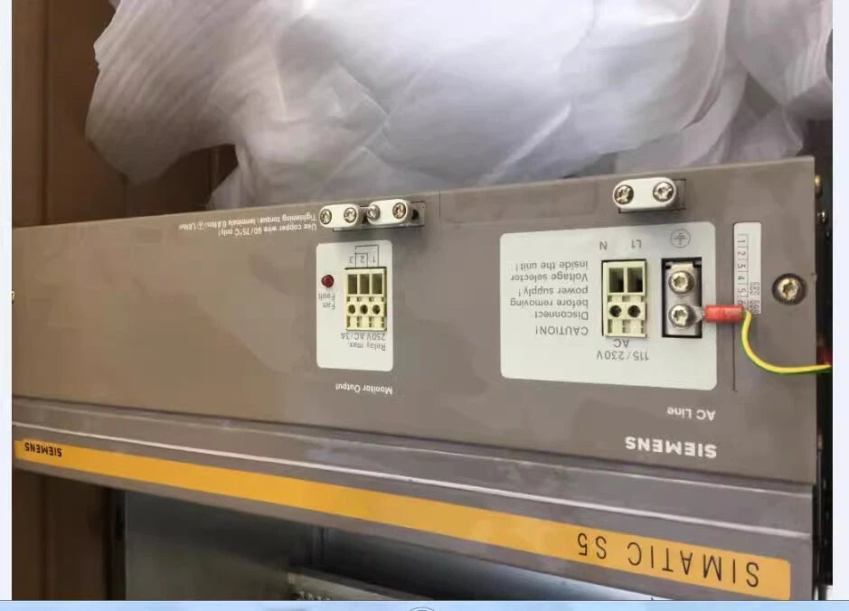 Siemens 6ES5 988-3LA11 PLC Module