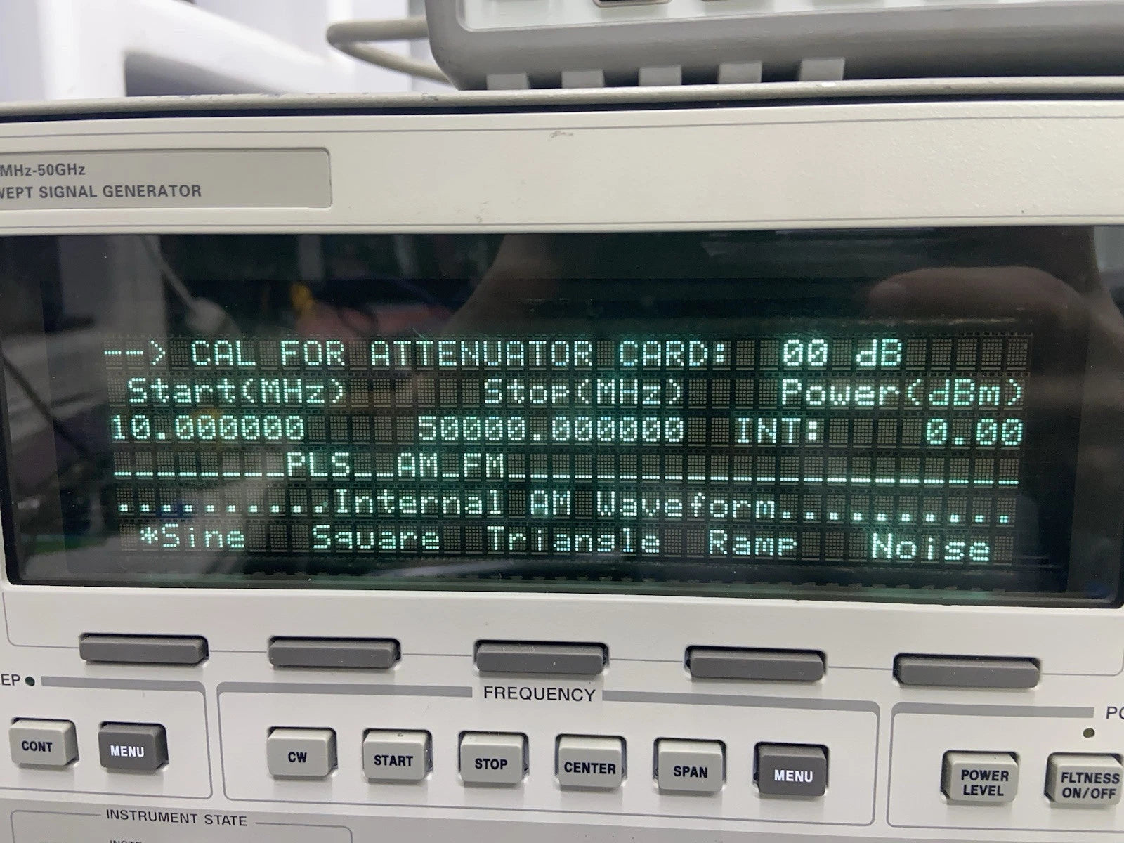 HP Agilent 83650B 10MHz-50GHz Sweep Swept Signal Generator 1, 2, 8! Cal’d!