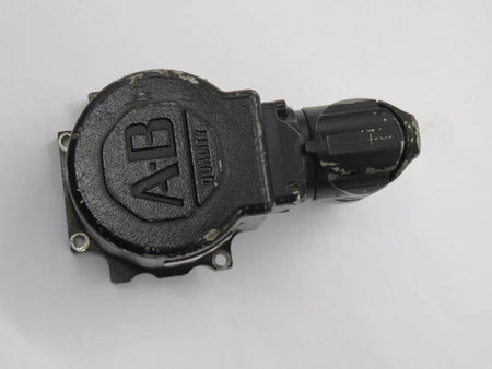 Allen Bradley VPL-B0632F-PK14AA Servo Motor Back Casing with Connector