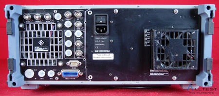 Rohde Schwarz SMT06 Signal Generator B1-B2-B4-B9 100669, 5 kHz to 6 GHz