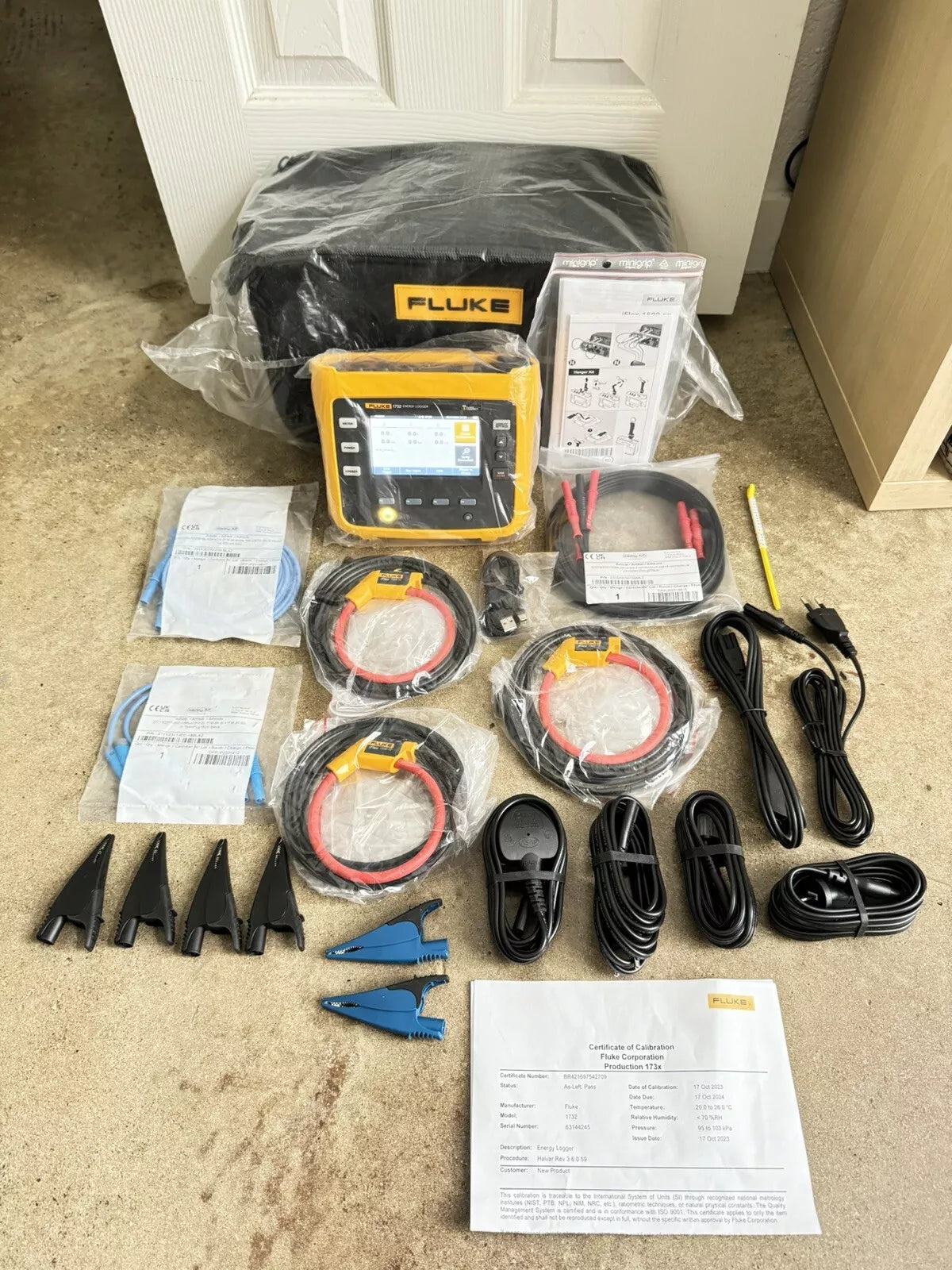Fluke 1732 Three-Phase Energy Logger with iFlex 1500-12 (CALIBRATED 2023-2024)