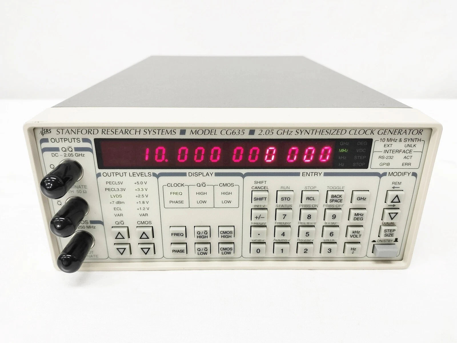 Stanford Research CG635 Synthesized Clock: Precision Instrument for Frequency Synthesis