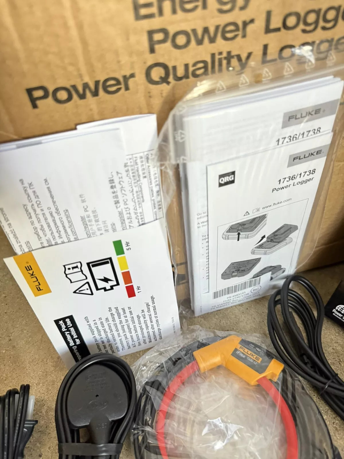 Fluke 1738 Power Logger Kit 3 Phase with Accessories Calibrated 2024